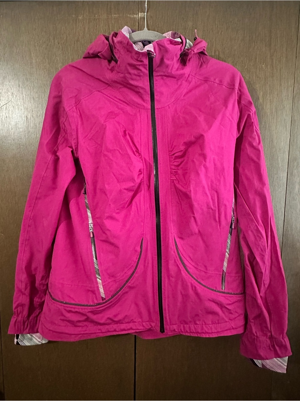 lululemon athletica Women’s Lightweight Fuchsia Pink Hooded Full Zip Jacket 12 - Picture 2 of 16
